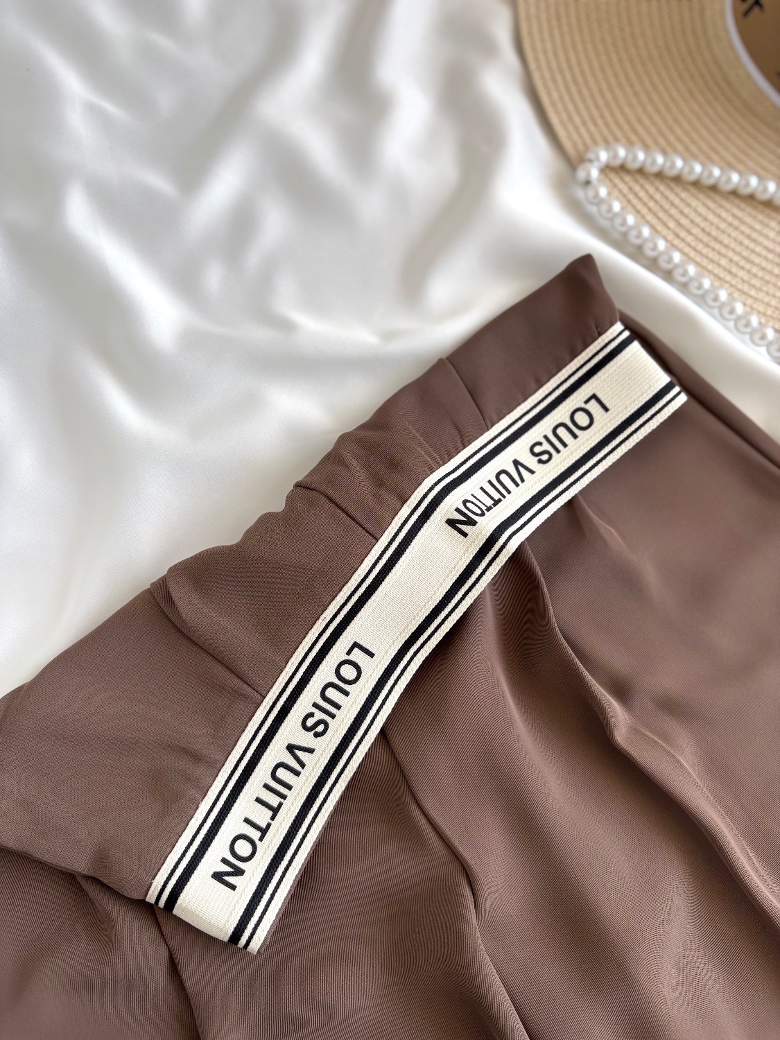 شلوار برند LOUIS VUITTON
