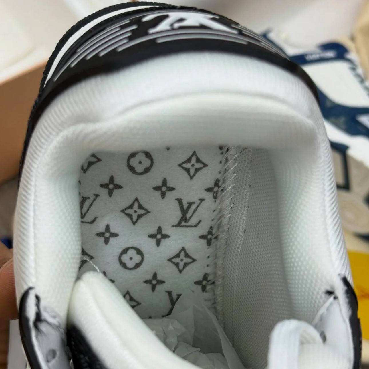 لویی ویتون Louis Vuitton 