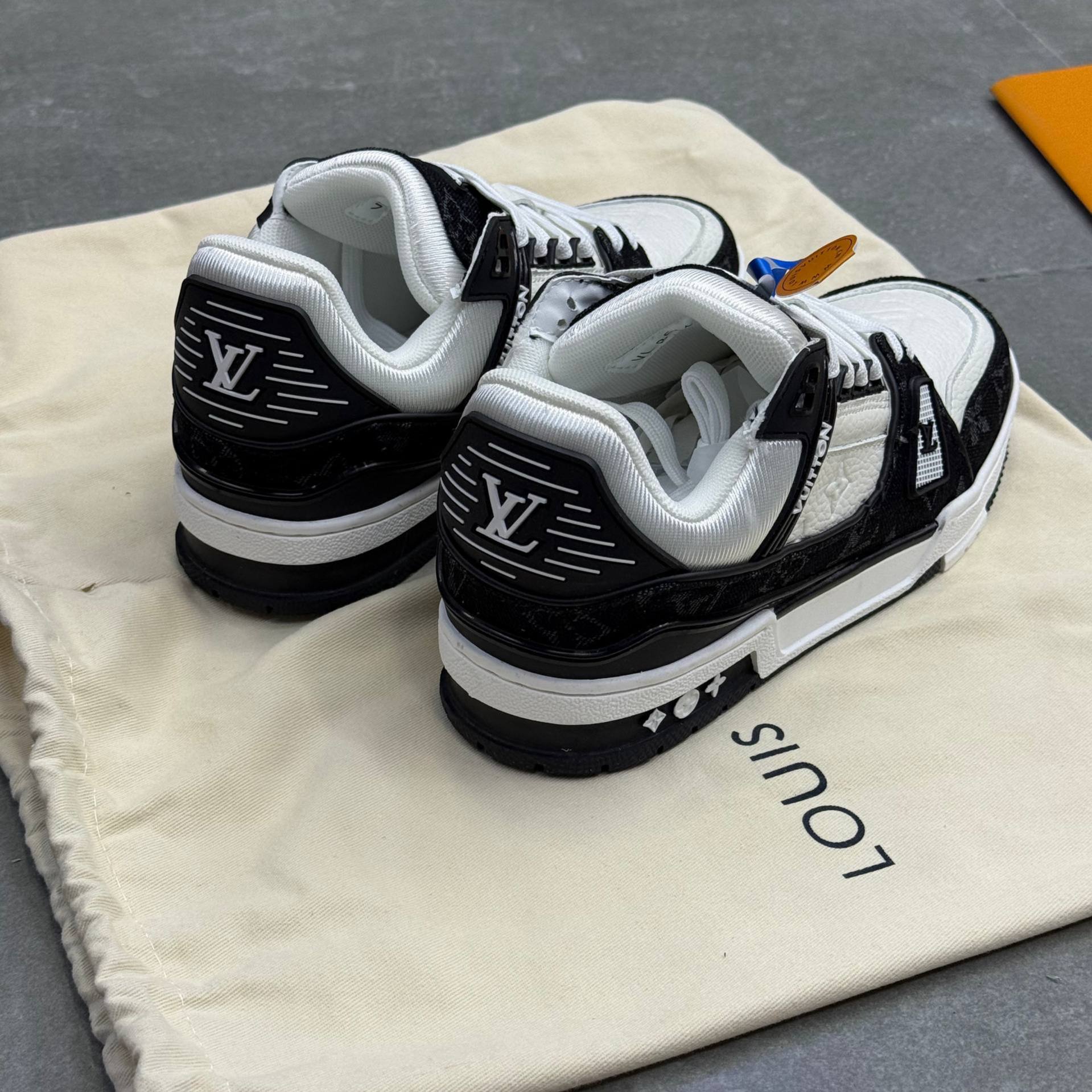 لویی ویتون Louis Vuitton 