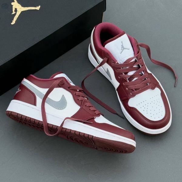 نایک ایر جردن وان زرشکی Nike Air Jordan 1 