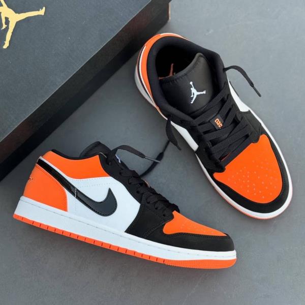 نایک ایر جردن وان نارنجیNike Air Jordan 1 